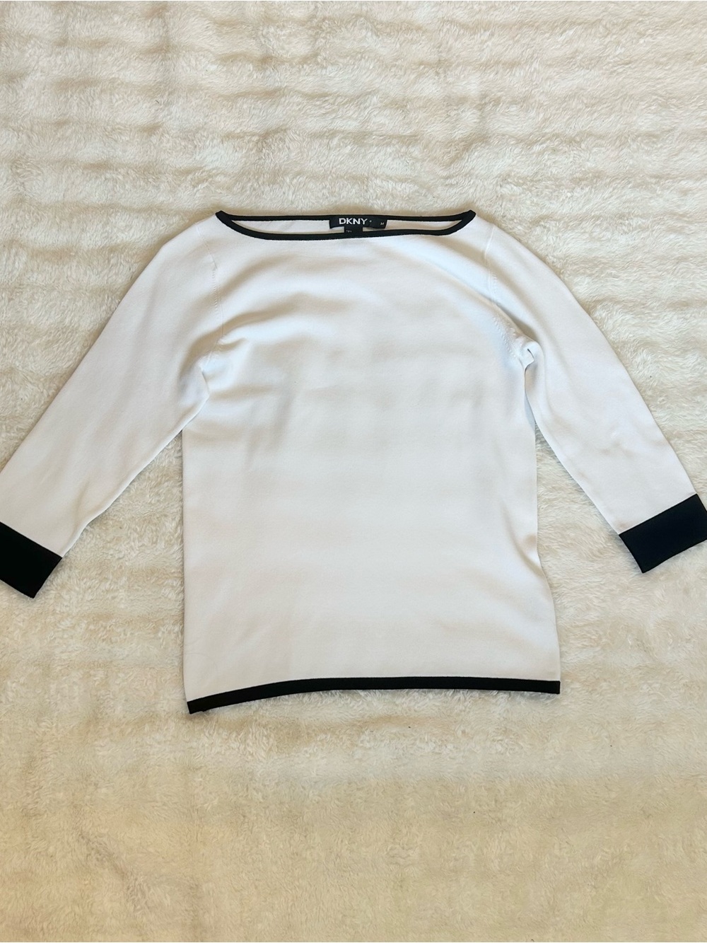 DKNY White Black Trim Boat Neck 3/4 Sleeve Sweater Top Size M